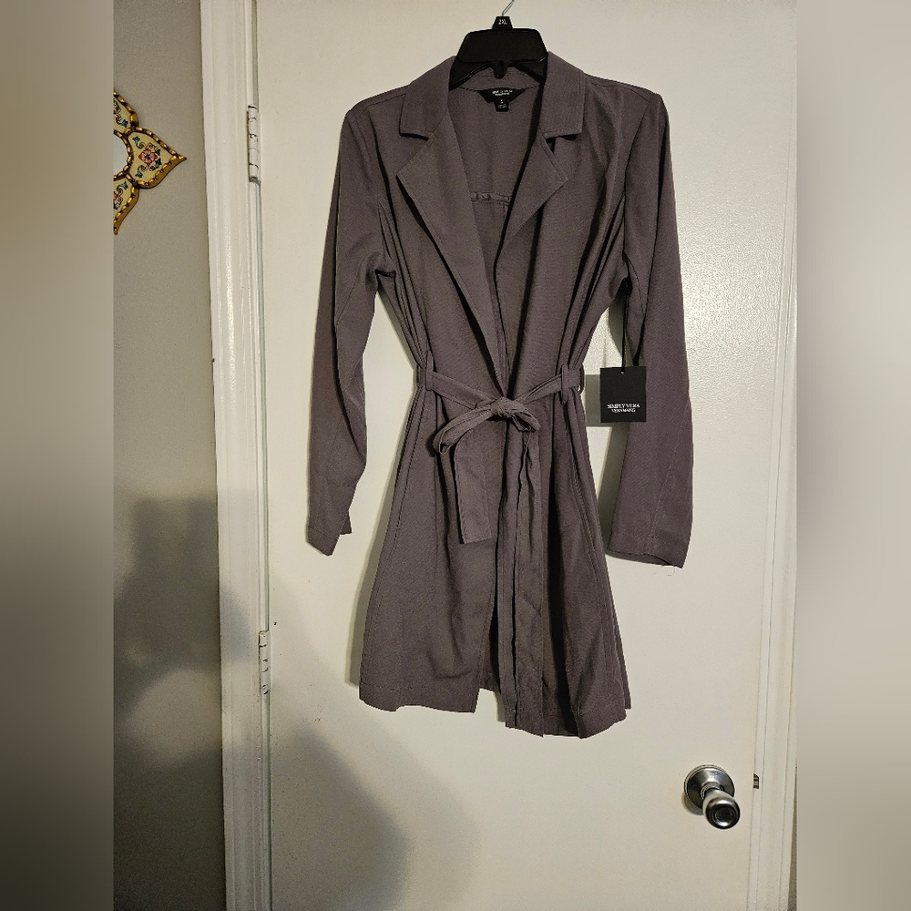 Gray lightweight Vera Wang Blazer sz S